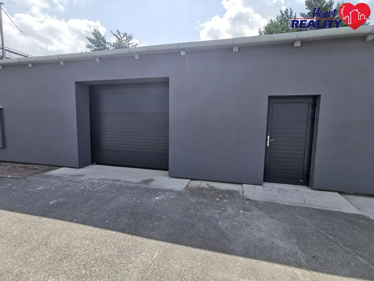 Pronájem skladového prostoru 61 m²